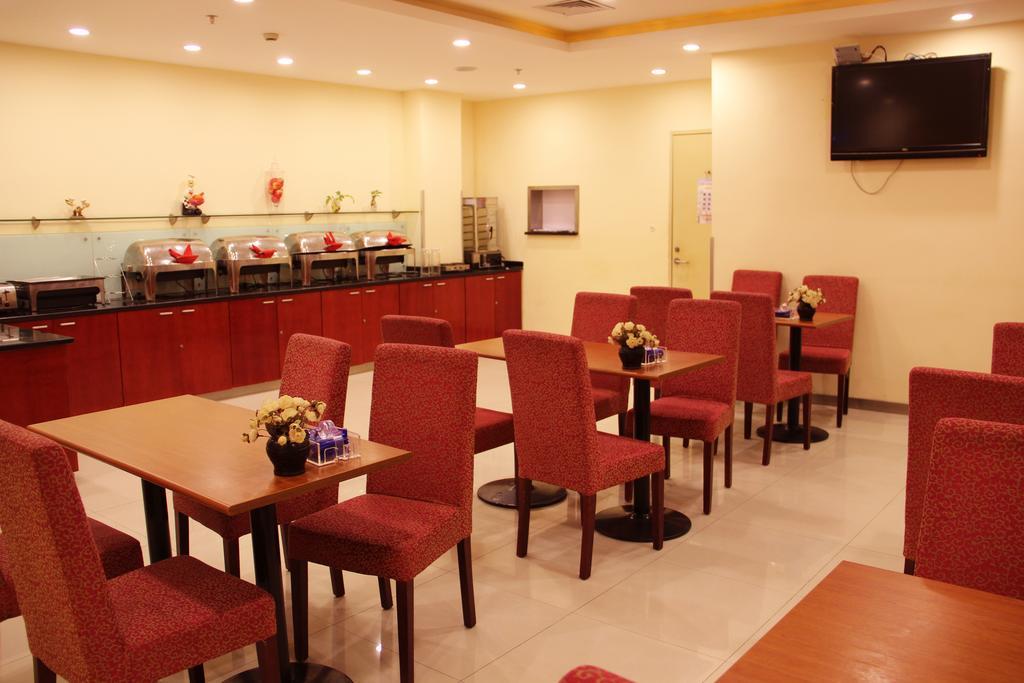 Hanting Express Qingdao Chengyang District Government ภายนอก รูปภาพ